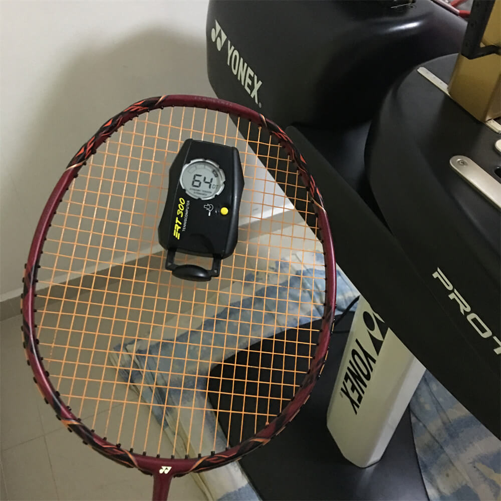 How to string a Badminton Racket 